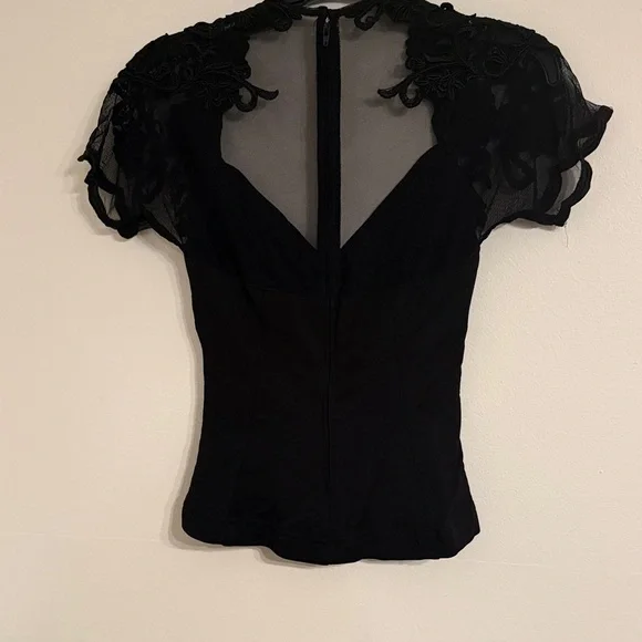 Vintage Cache Slimming top Black Sheer Lace tops Cache Evening blouse M - Picture 2 of 7